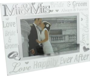 3D Words Mr & Mrs 6x4 inch Glass Mirror Wedding Day